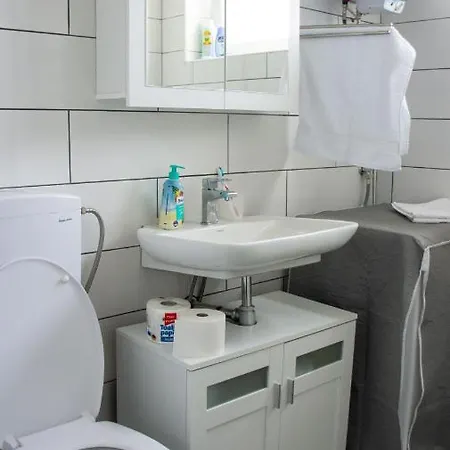 Dvosoban Stan U Strogom Centru